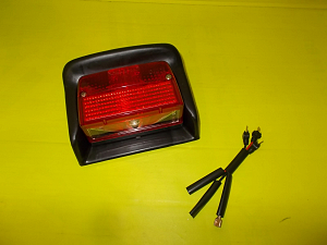 Zadní světlo Saturnus