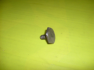 Šroub spojkového bubnu 207