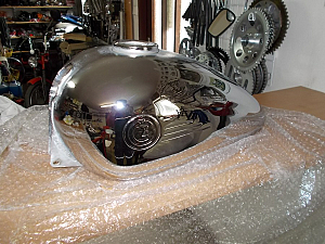 Nádrž ČZ 125 B,T