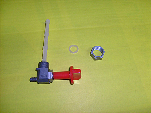 kohout paliva Babetta 210/225 -závit cca M 16x 1 made in ITALY