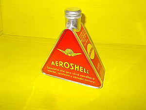 Olejová nádobka AeroShell
